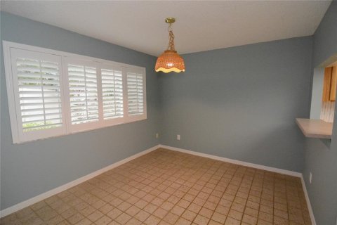 Condo in Altamonte Springs, Florida, 3 bedrooms  № 1570018 - photo 8