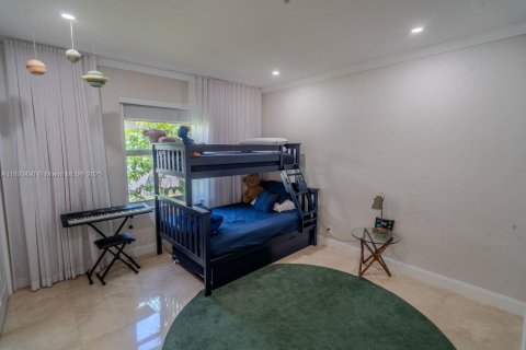 House in Weston, Florida 4 bedrooms, 400.97 sq.m. № 1945152 - photo 19