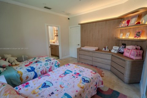 House in Weston, Florida 4 bedrooms, 400.97 sq.m. № 1945152 - photo 22