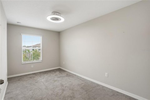 Townhouse in Sun City Center, Florida 3 bedrooms, 154.5 sq.m. № 2396229 - photo 27