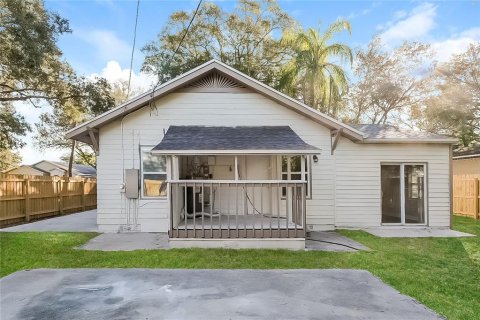 House in Saint Petersburg, Florida 3 bedrooms, 107.4 sq.m. № 1746903 - photo 16