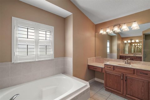 Casa en venta en Mount Dora, Florida, 3 dormitorios, 197.14 m2 № 1873886 - foto 7