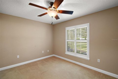 Casa en venta en Mount Dora, Florida, 3 dormitorios, 197.14 m2 № 1873886 - foto 9