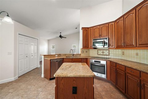 Casa en venta en Mount Dora, Florida, 3 dormitorios, 197.14 m2 № 1873886 - foto 17