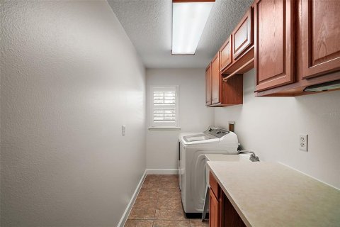Casa en venta en Mount Dora, Florida, 3 dormitorios, 197.14 m2 № 1873886 - foto 11