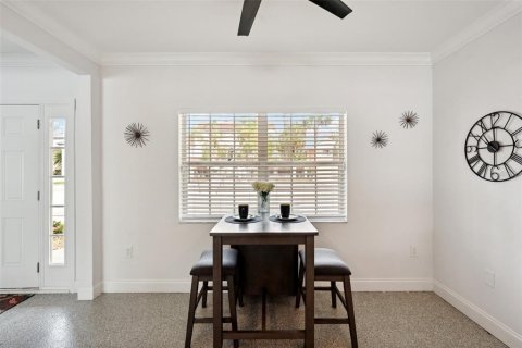 Villa ou maison à louer à Sarasota, Floride: 6 chambres, 285.3 m2 № 252237 - photo 10