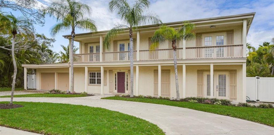 Casa en Sarasota, Florida 6 dormitorios, 285.3 m2 № 252237