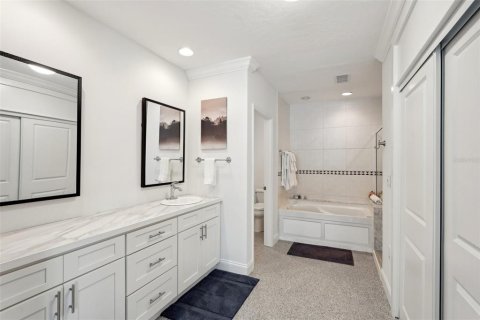 Villa ou maison à louer à Sarasota, Floride: 6 chambres, 285.3 m2 № 252237 - photo 26