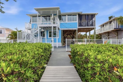 House in Placida, Florida 2 bedrooms, 98.85 sq.m. № 2166610 - photo 6