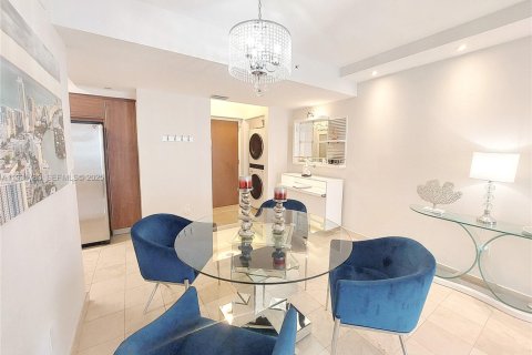 Снять в аренду кондоминиум в Майами-Бич, Флорида 1 спальня, 63.45м2, № 1990541 - фото 6