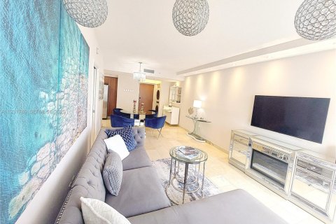 Снять в аренду кондоминиум в Майами-Бич, Флорида 1 спальня, 63.45м2, № 1990541 - фото 4