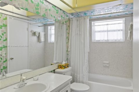 Купить кондоминиум в Лодерхилл, Флорида 1 спальня, 65.03м2, № 2022933 - фото 25