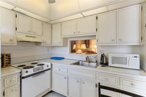 Купить кондоминиум в Лодерхилл, Флорида 1 спальня, 65.03м2, № 2022933 - фото 2