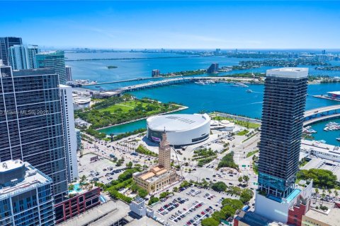 Copropriété à louer à Miami, Floride: 2 chambres, 92.9 m2 № 1845975 - photo 30