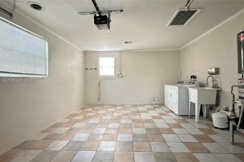 House in Sunrise, Florida 2 bedrooms, 139.35 sq.m. № 2033502 - photo 30