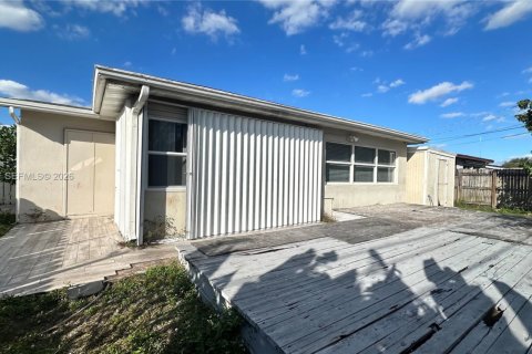 House in Sunrise, Florida 2 bedrooms, 139.35 sq.m. № 2033502 - photo 28