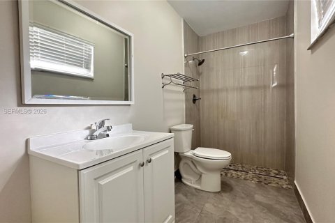 House in Sunrise, Florida 2 bedrooms, 139.35 sq.m. № 2033502 - photo 16