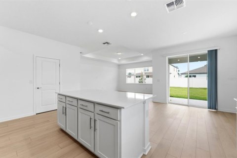 House in Spring Hill, Florida 4 bedrooms, 171.87 sq.m. № 2235469 - photo 4