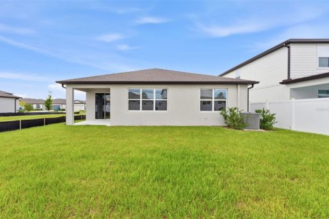 House in Spring Hill, Florida 4 bedrooms, 171.87 sq.m. № 2235469 - photo 16