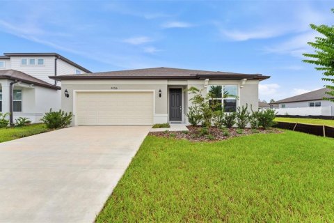 Casa en Spring Hill, Florida 4 dormitorios, 171.87 m2 № 2235469