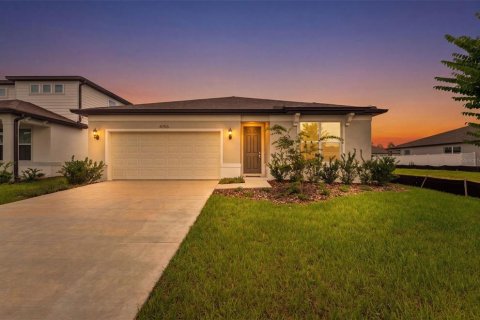 House in Spring Hill, Florida 4 bedrooms, 171.87 sq.m. № 2235469 - photo 18