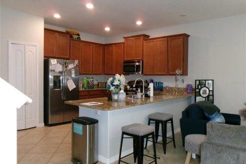 Touwnhouse à vendre à Lakeland, Floride: 2 chambres, 121.79 m2 № 1636911 - photo 4