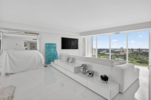 Condo in Aventura, Florida, 3 bedrooms  № 1921093 - photo 1
