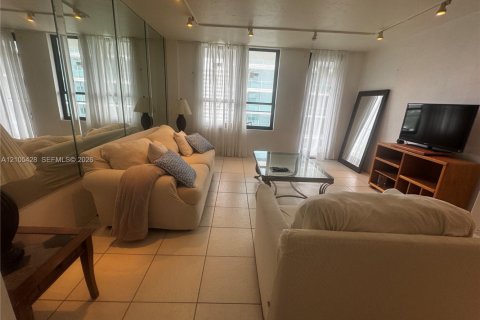 Copropriété à louer à Bal Harbour, Floride: 1 chambre, 92.25 m2 № 2414282 - photo 8