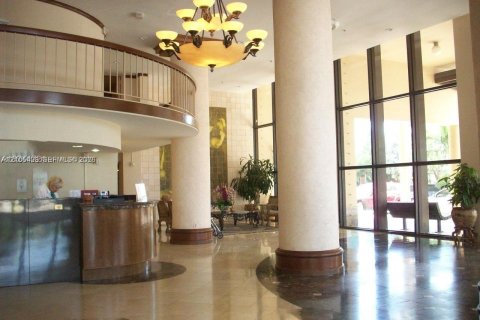 Copropriété à louer à Bal Harbour, Floride: 1 chambre, 92.25 m2 № 2414282 - photo 19