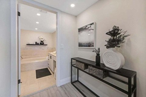 Copropriété à louer à Boca Raton, Floride: 2 chambres, 133.59 m2 № 2251545 - photo 17
