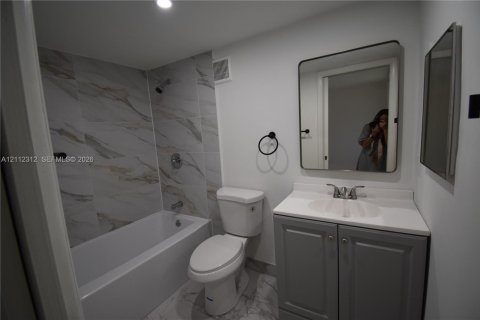 Copropriété à louer à Miami, Floride: 2 chambres, 95.69 m2 № 2431306 - photo 20