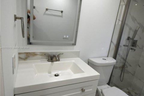 Copropriété à louer à Miami, Floride: 2 chambres, 95.69 m2 № 2431306 - photo 11