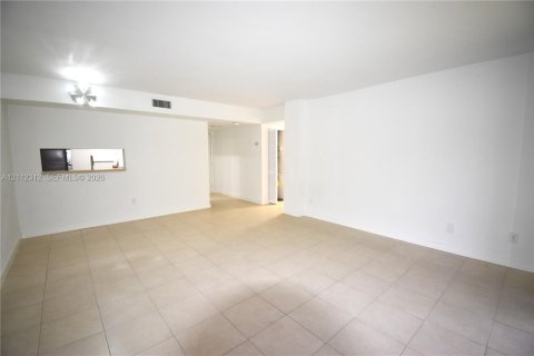 Copropriété à louer à Miami, Floride: 2 chambres, 95.69 m2 № 2431306 - photo 18