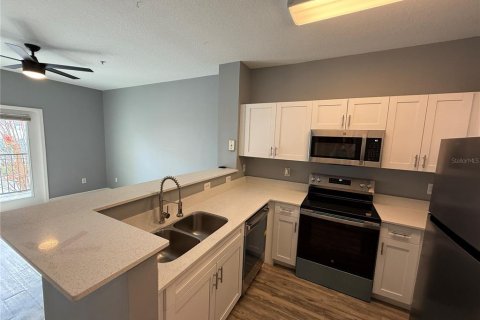 Condo in Tampa, Florida, 1 bedroom  № 1521003 - photo 4