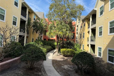 Condo in Tampa, Florida, 1 bedroom  № 1521003 - photo 17