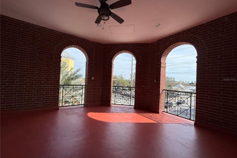 Condo in Tampa, Florida, 1 bedroom  № 1521003 - photo 25