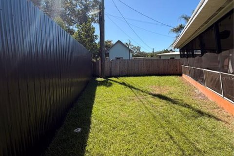 Villa ou maison à vendre à Saint Petersburg, Floride: 3 chambres, 142.14 m2 № 2433144 - photo 30
