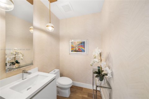 Copropriété à vendre à Miami Beach, Floride: 1 chambre, 81.01 m2 № 1944439 - photo 12