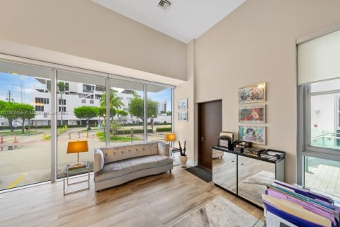 Copropriété à vendre à Miami Beach, Floride: 1 chambre, 81.01 m2 № 1944439 - photo 4