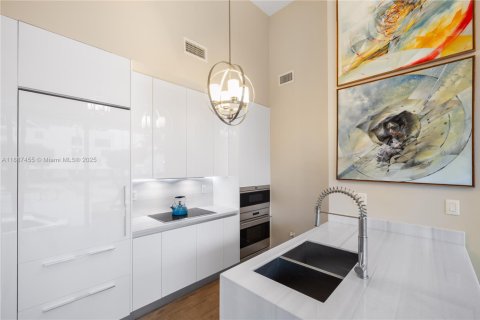 Copropriété à vendre à Miami Beach, Floride: 1 chambre, 81.01 m2 № 1944439 - photo 7