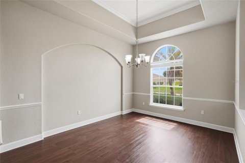House in Auburndale, Florida 5 bedrooms, 245.17 sq.m. № 2220302 - photo 9