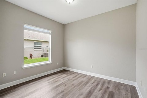 House in Auburndale, Florida 5 bedrooms, 245.17 sq.m. № 2220302 - photo 23