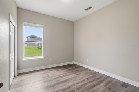 House in Auburndale, Florida 5 bedrooms, 245.17 sq.m. № 2220302 - photo 19