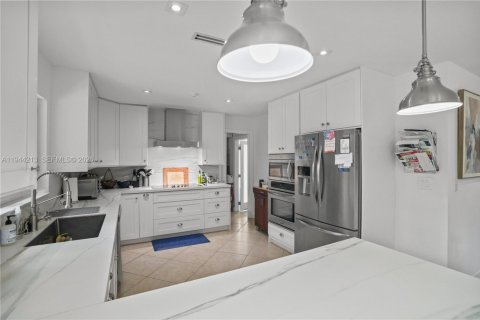 Купить виллу или дом в Майами, Флорида 5 спален, 212.75м2, № 2001266 - фото 15