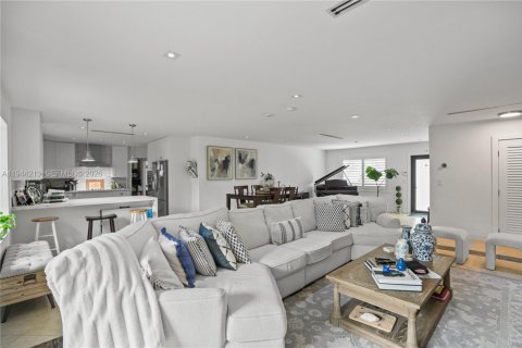 Купить виллу или дом в Майами, Флорида 5 спален, 212.75м2, № 2001266 - фото 7