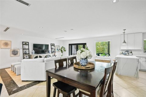 Купить виллу или дом в Майами, Флорида 5 спален, 212.75м2, № 2001266 - фото 12