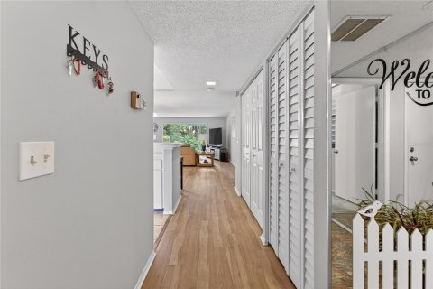 Condo in Bradenton, Florida, 2 bedrooms № 2217173 - photo 26