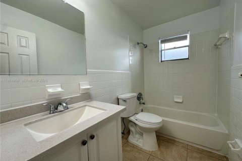 Apartment in Davie, Florida 2 bedrooms № 2036170 - photo 8