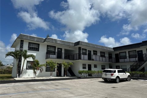 Apartment in Davie, Florida 2 bedrooms № 2036170 - photo 20