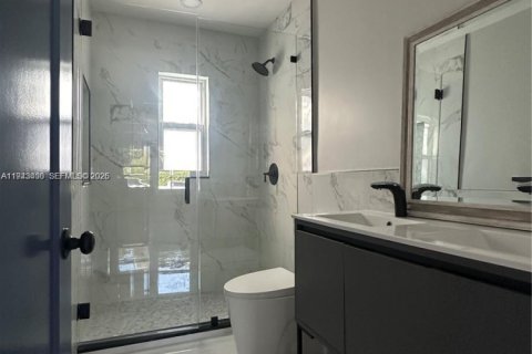 Villa ou maison à louer à Coral Gables, Floride: 3 chambres, 102.19 m2 № 2000192 - photo 14